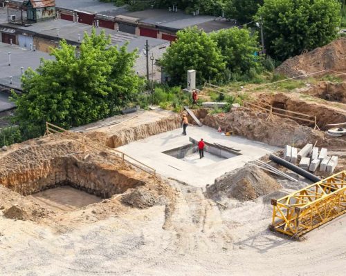 The process of construction of a multi level ground parking.